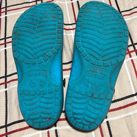 blue crocs - Picture 2 of 2